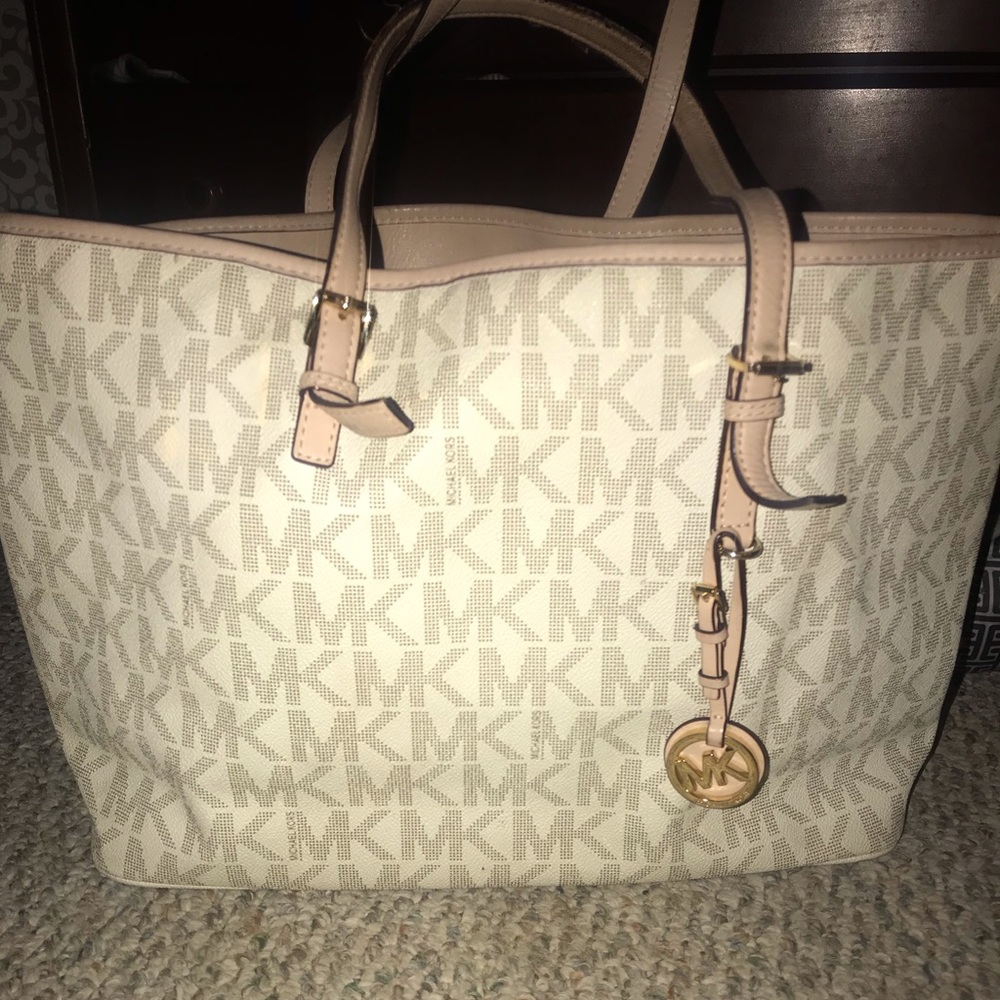 Micheal Kors Tote